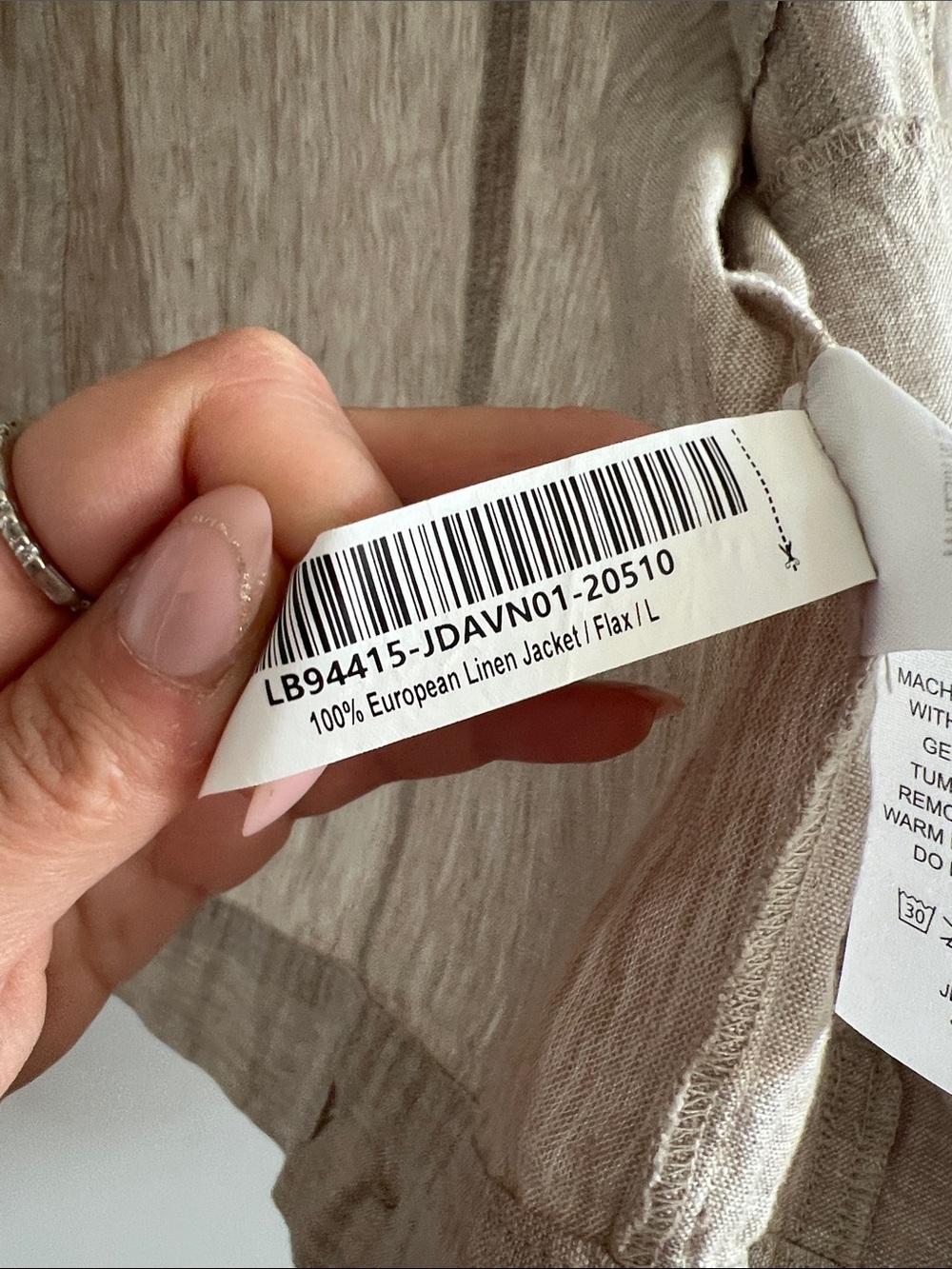 Quince Women's 100% European Linen Jacket in Flax Size L (Small hole) - Picture 5 of 7